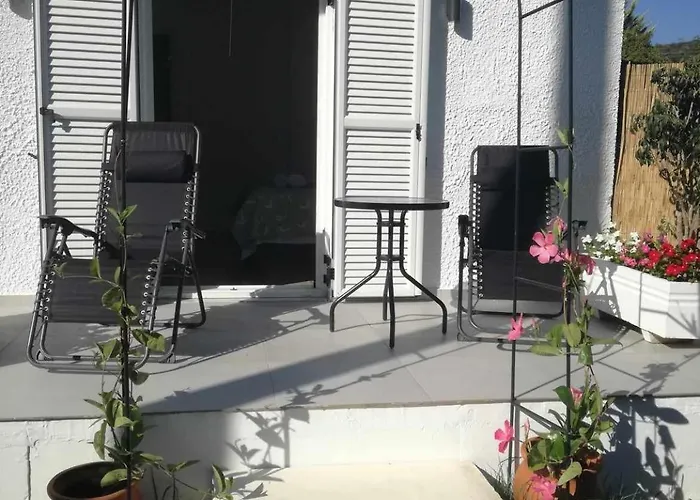Mitsos House 度假居