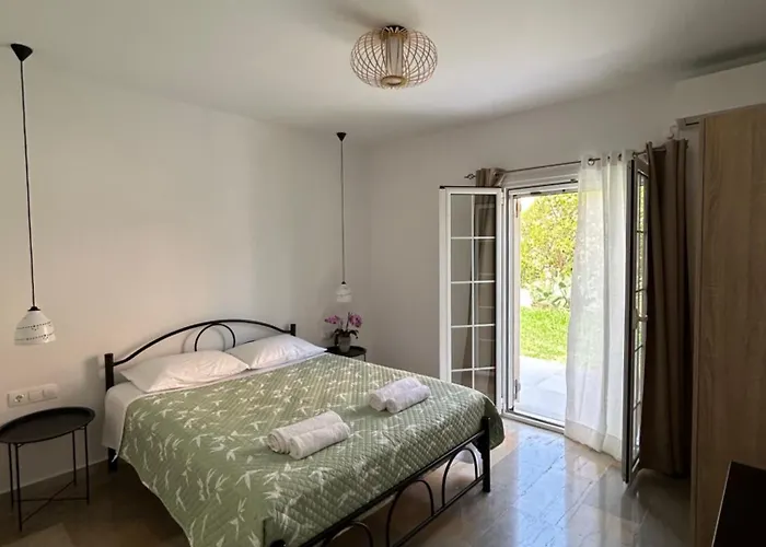 Mitsos House *