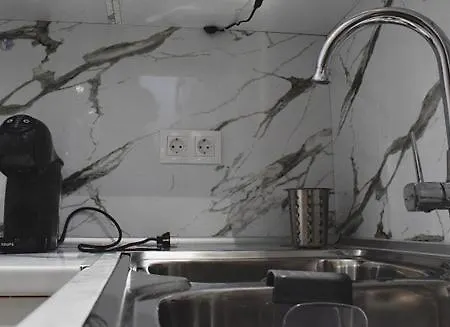 Mitsos House 모라이티카