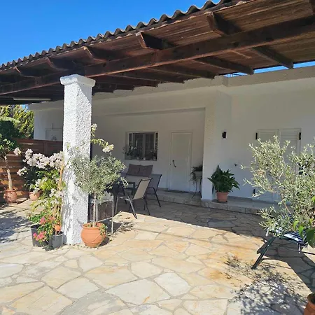 Holiday home Mitsos House